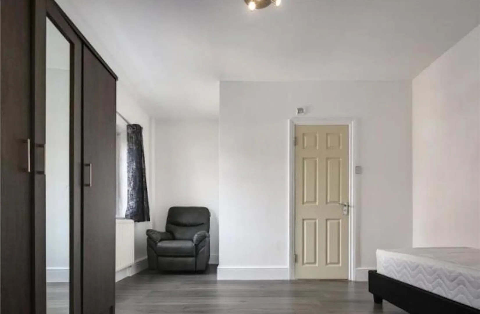 Holiday home Limehouse Townhomes A 4-Bedroom 3-Bathroom Townhome With A Private Garden London United Kingdom